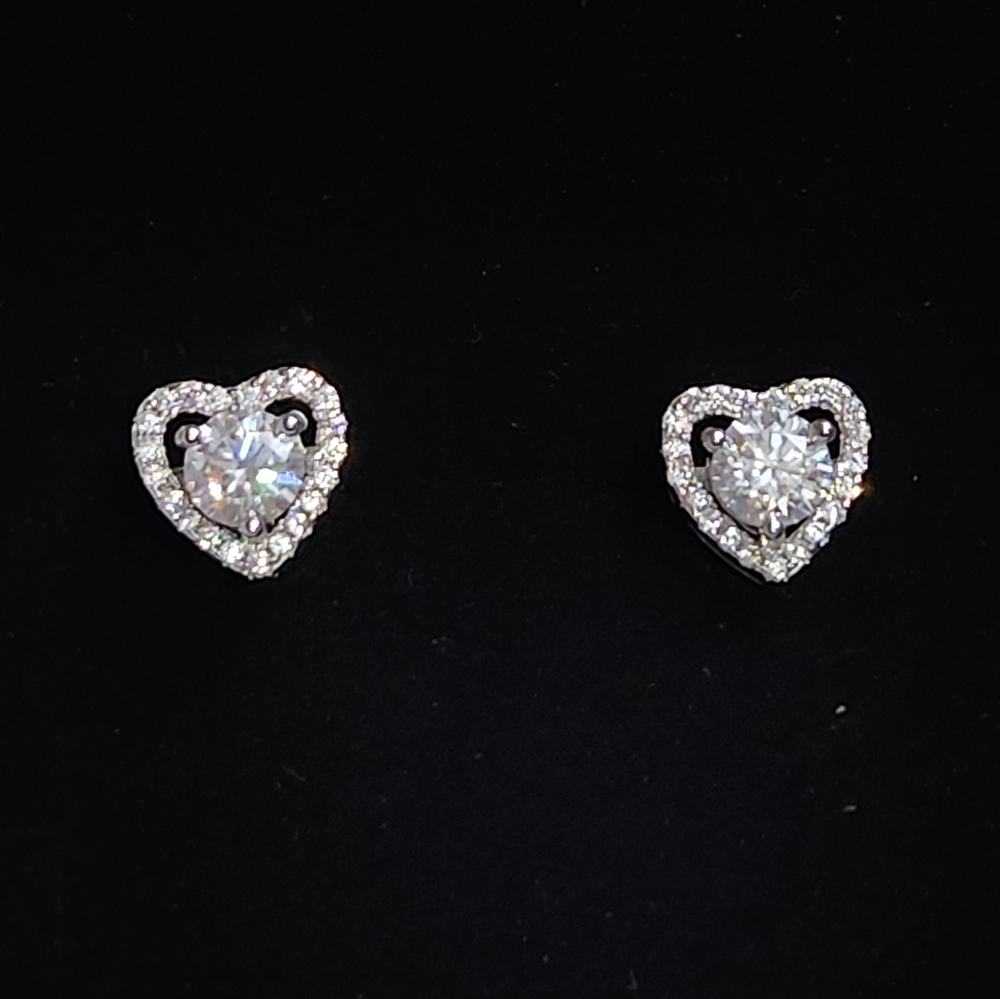 1cttw Moissanite Diamond Heart Shaped Earrings set in 925 sterling silver